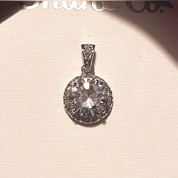 Silver Halo Round Faux Diamond Pendent - Picture 1 of 6